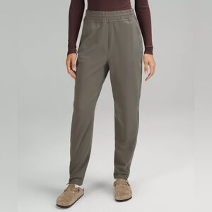 Lululemon Everlux High-Rise Zip-Leg Track Pants Size 6